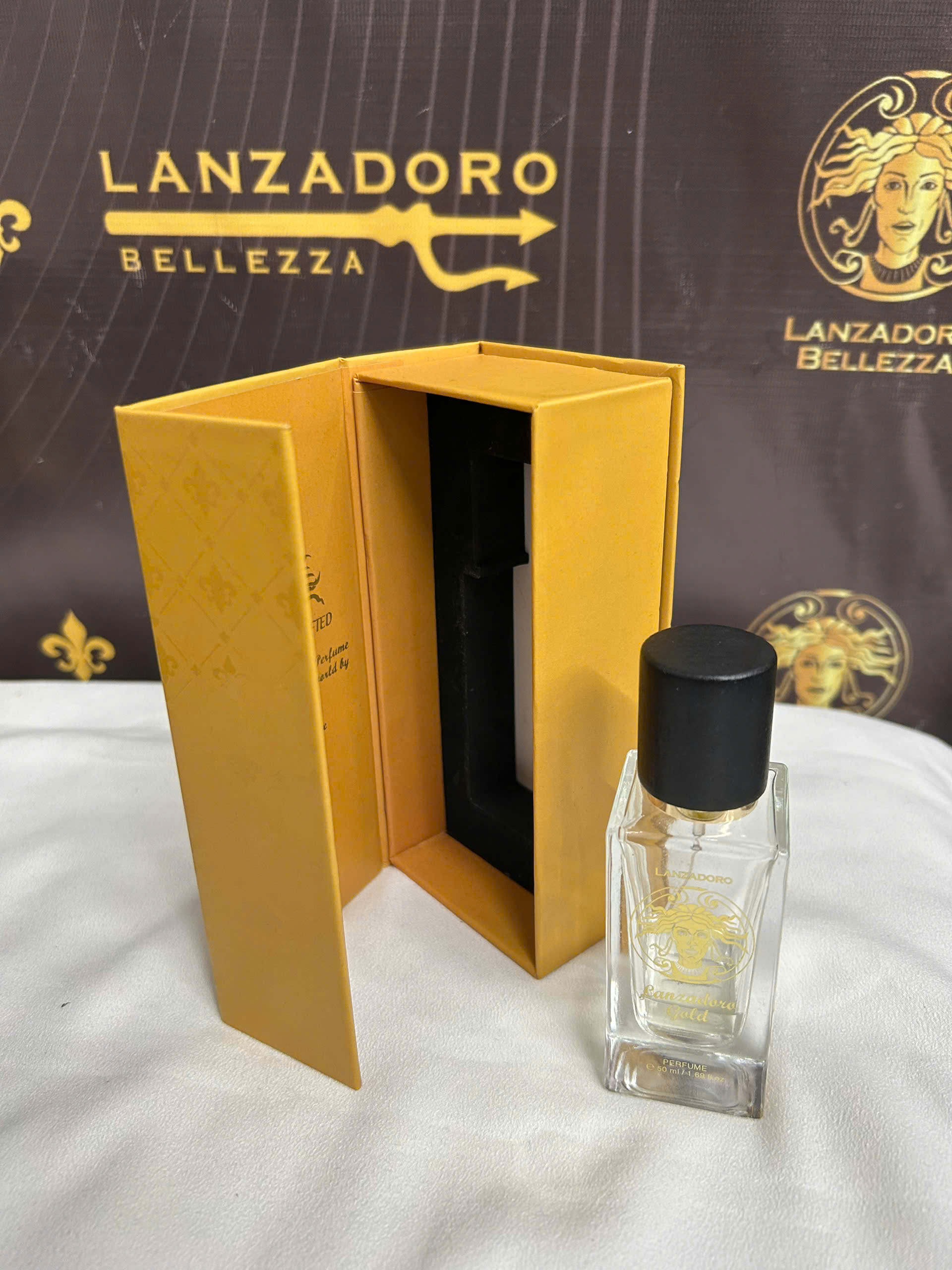 Nước Hoa Lanzadoro Gold 